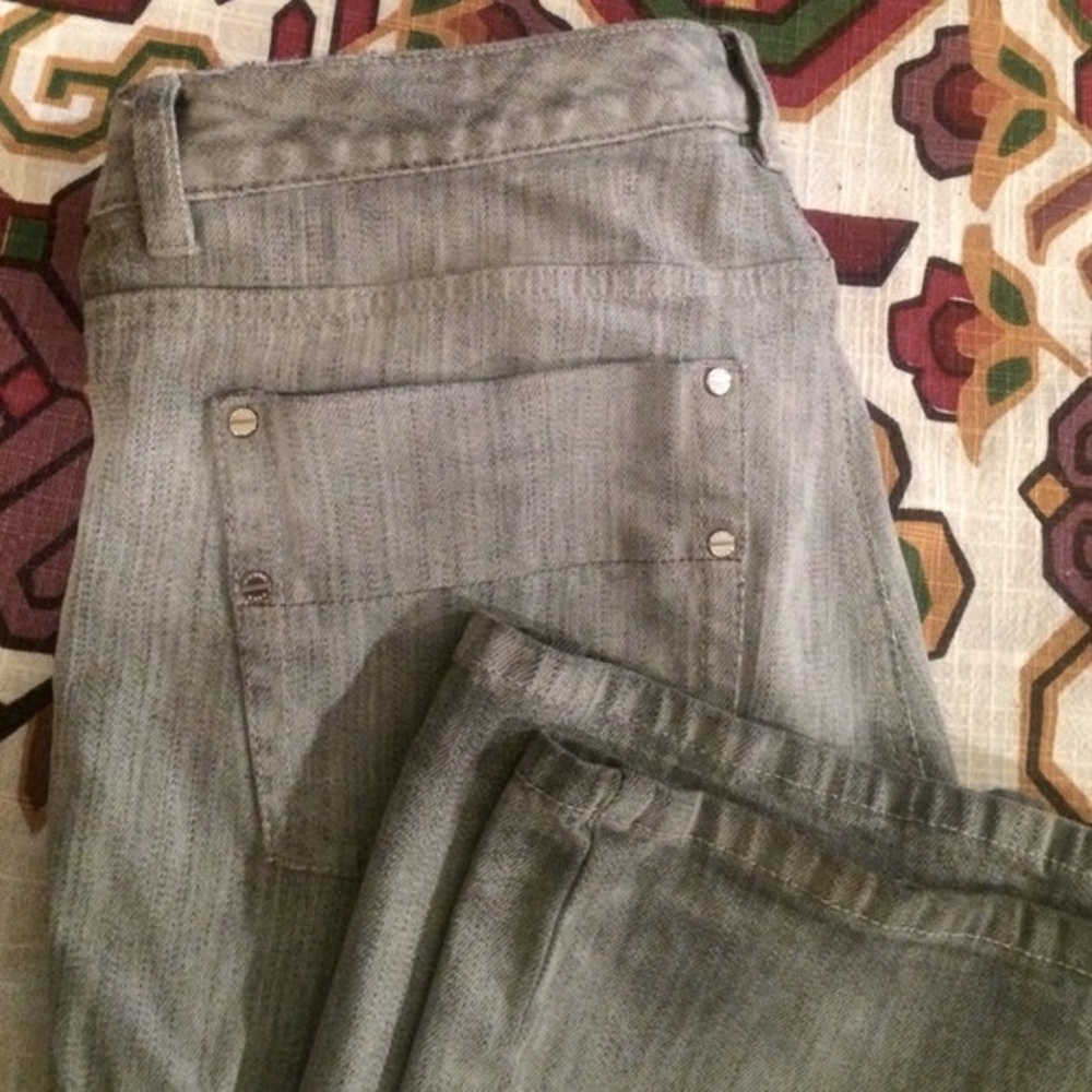 MICHAEL KORS industrial vibe wardrobe essential grey white wash studded jeans